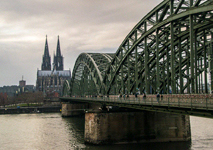 Photo Köln - Dom mit Hohernzollernbrücke